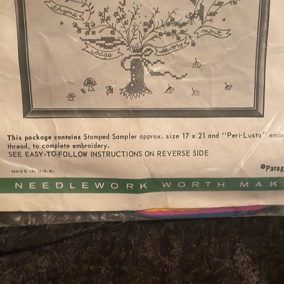 VTG Paragon Needlecraft Package  SEALED “Bruised Herbs most Fragrant are” - Picture 4 of 4